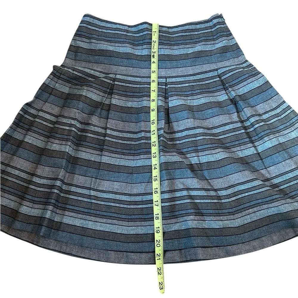 Club Monaco Pleated Skirt in Earth Tone Colors Size women’s 2